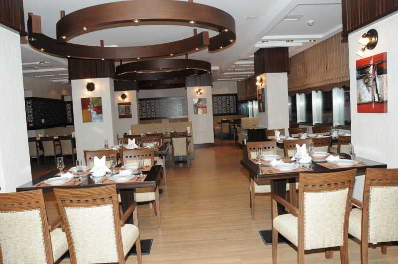 Iron Hotel Hokmeli Екстер'єр фото