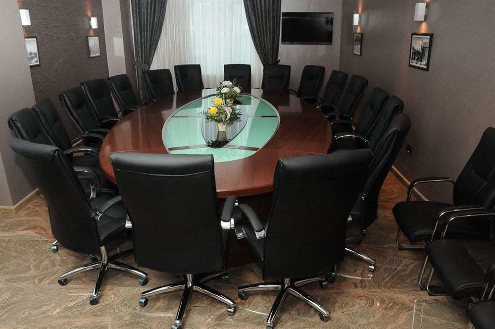 Iron Hotel Hokmeli Екстер'єр фото