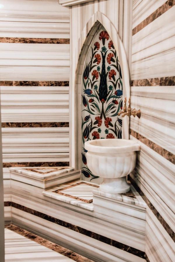 Iron Hotel Hokmeli Екстер'єр фото