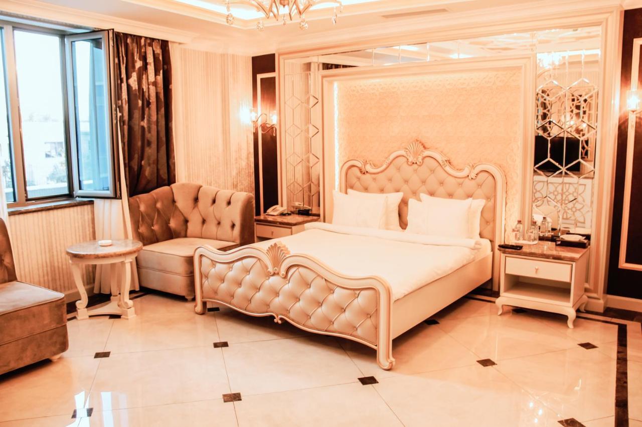 Iron Hotel Hokmeli Екстер'єр фото