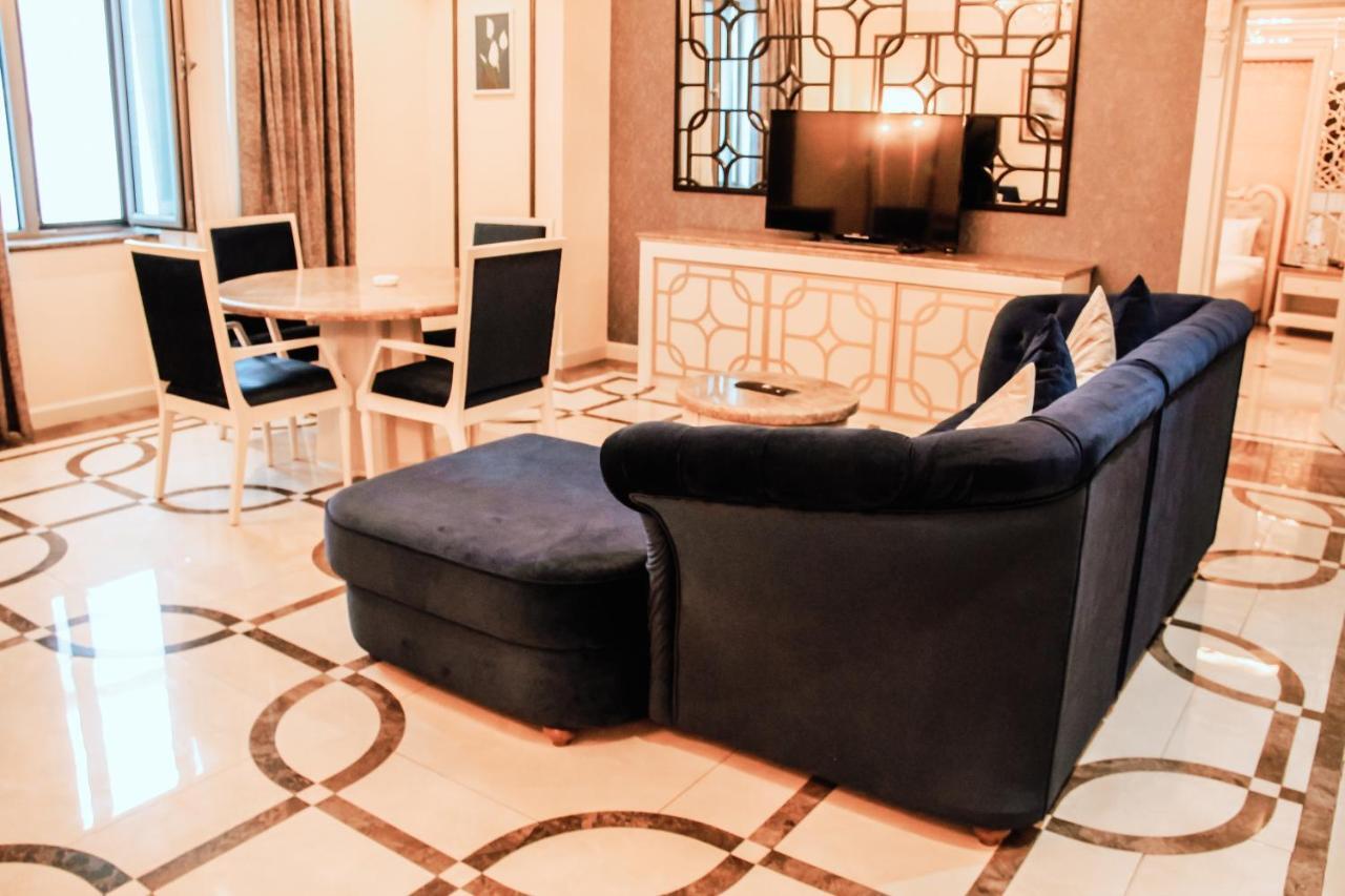 Iron Hotel Hokmeli Екстер'єр фото
